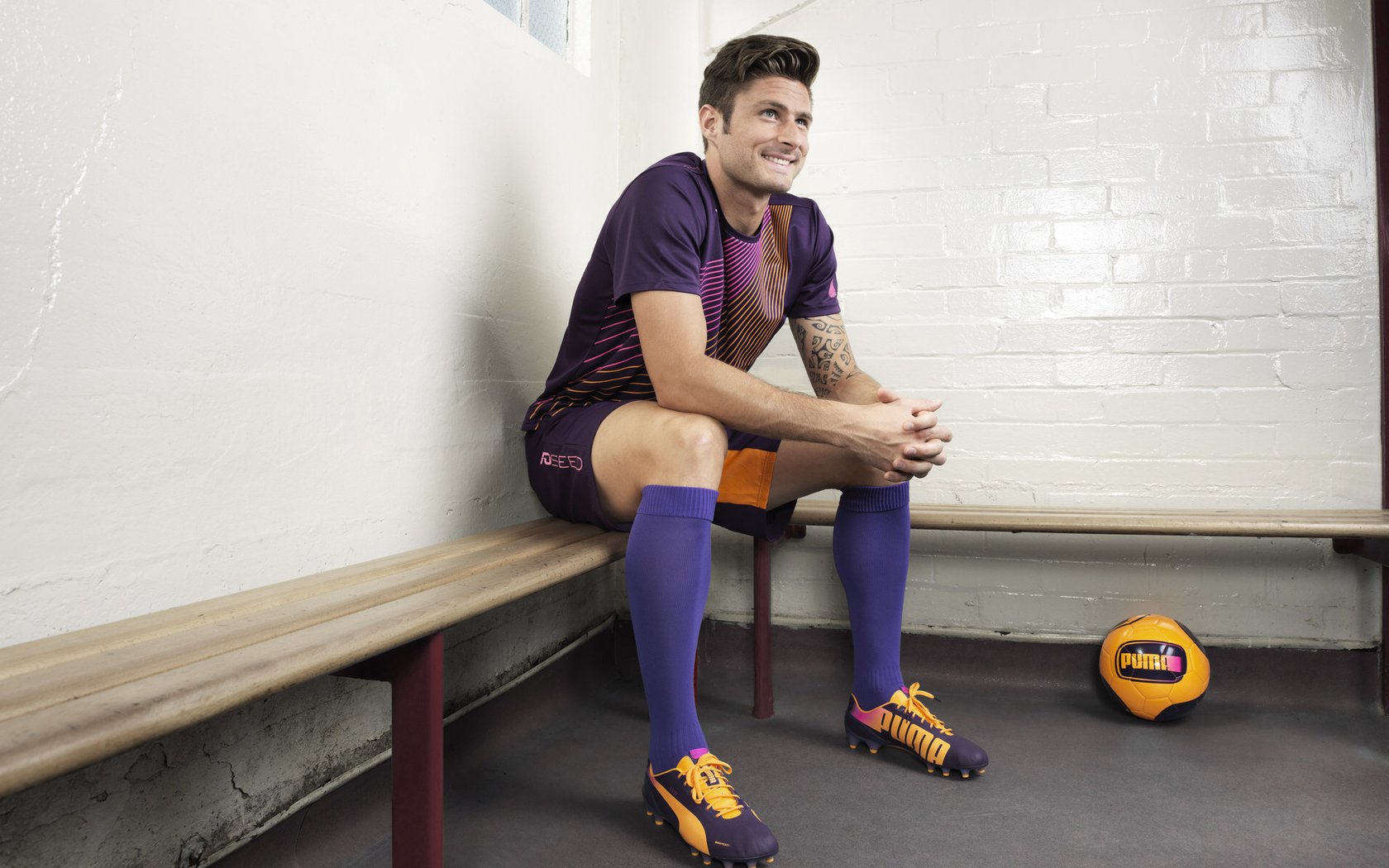 阿什拉夫节奏完全掌控，皇马掀翻佛罗伦萨，一场现代足球的战术教科书